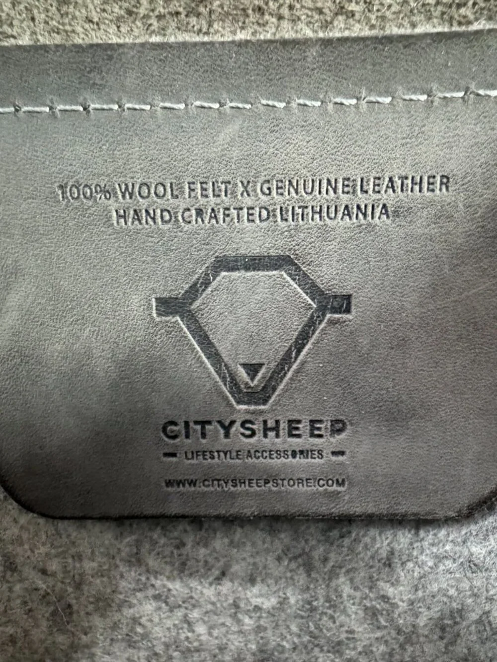 CITYSHEEP Leather MacBook case sleeve, gray & brown